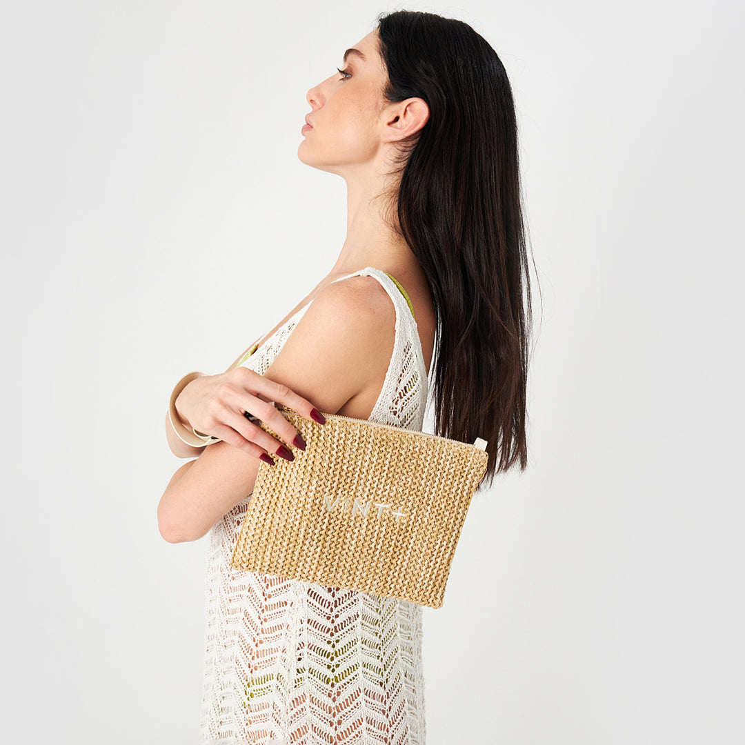 ZİNCİRLİ HASIR CLUTCH ÇANTA - BEYAZ NAKIŞLI