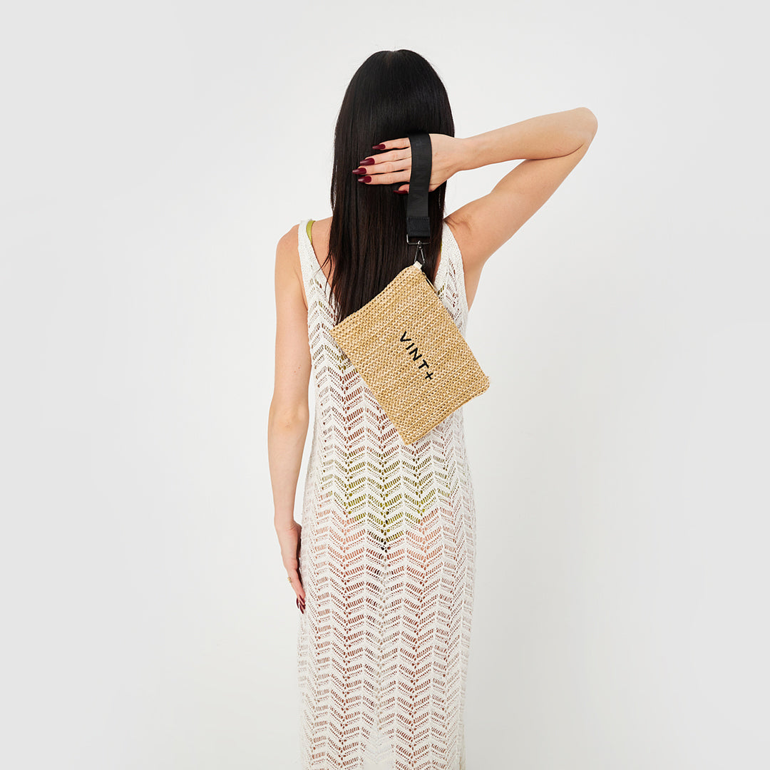 ZİNCİRLİ HASIR CLUTCH ÇANTA - SİYAH NAKIŞLI